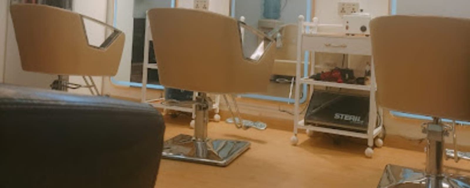 Sahil Al Bahr Ladies Salon
