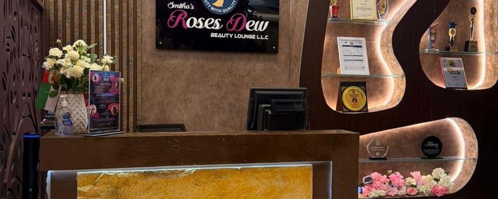 Roses Dew Ladies salon
