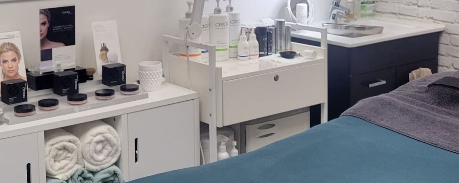 Dimple Ladies Beauty Salon